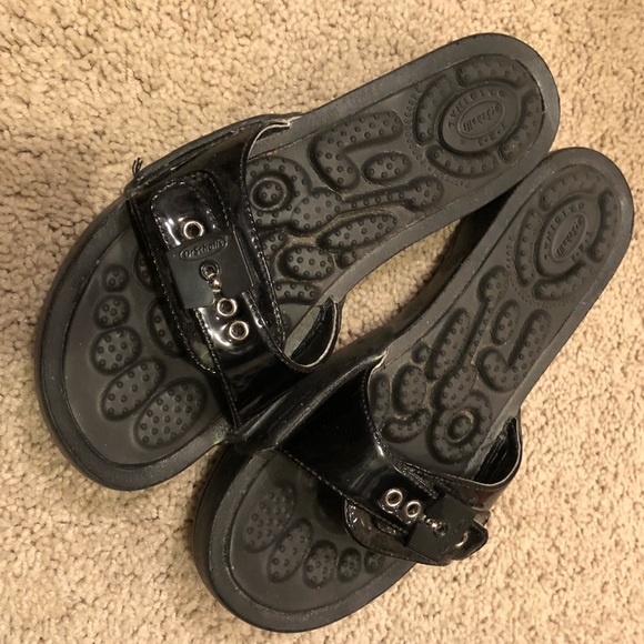 dr scholls rubber sandals